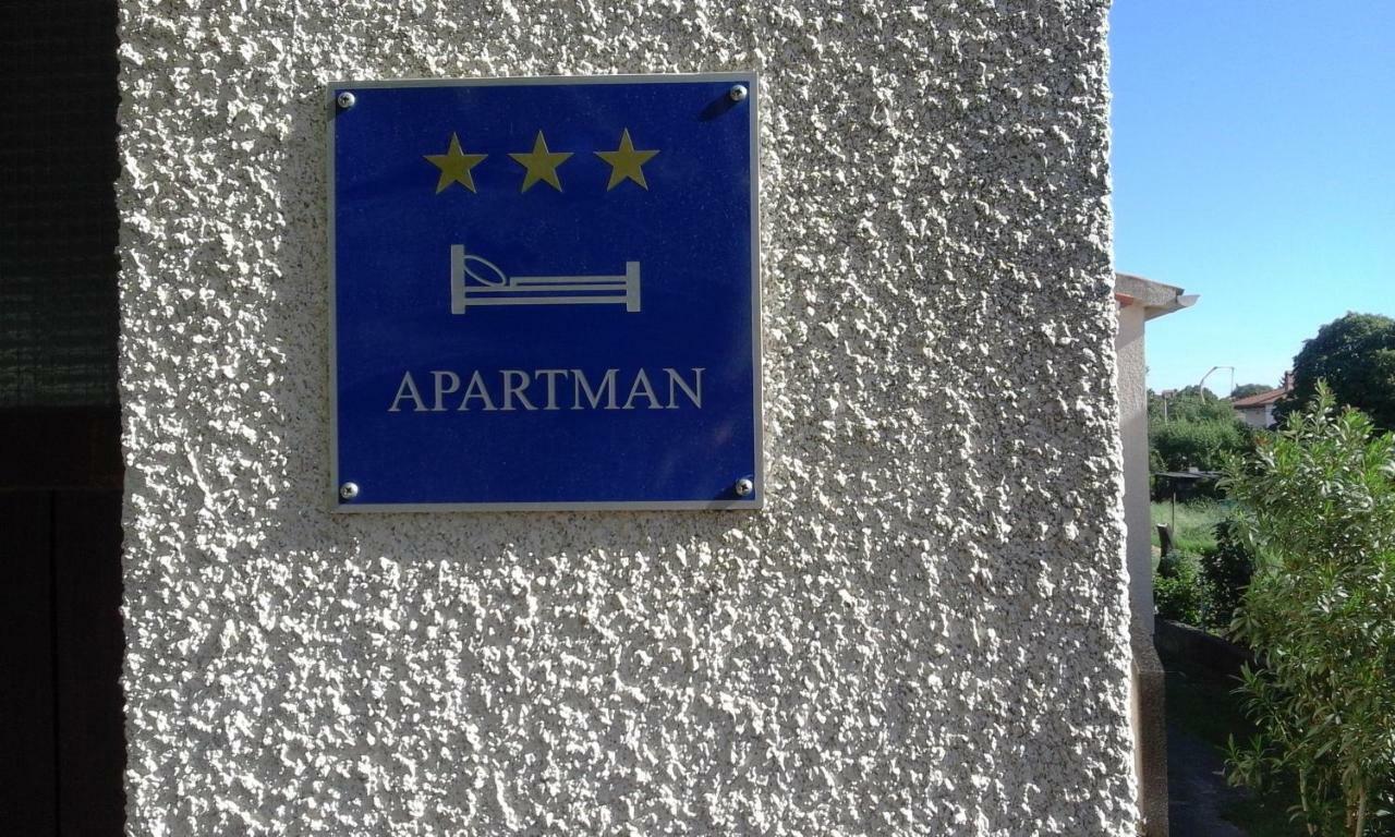 Apartments Anica Pula Bagian luar foto